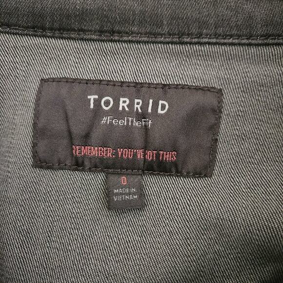 Torrid Trucker Denim Jacket Super Soft -Grey Wash - torrid size 0 (L/12) - Picture 5 of 9